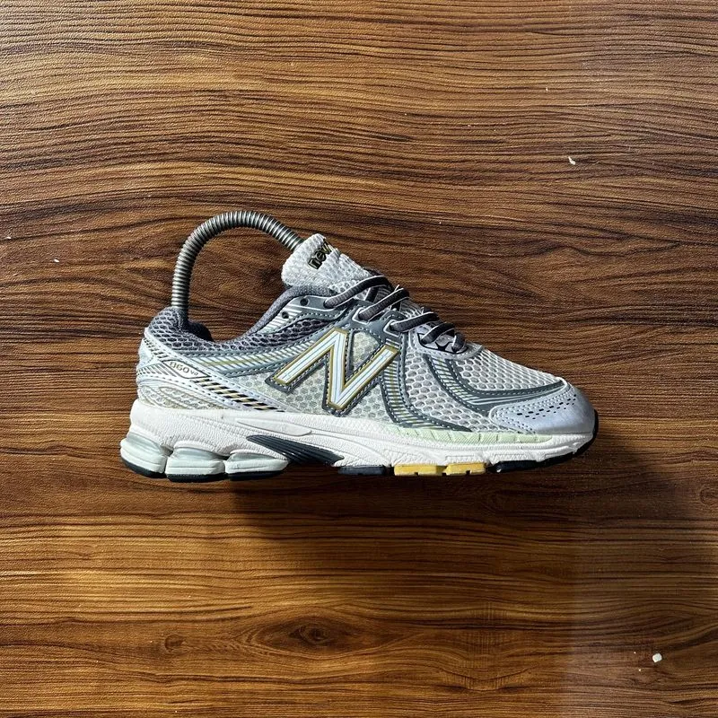 New Balance 860v2 "Raincloud" photo 1