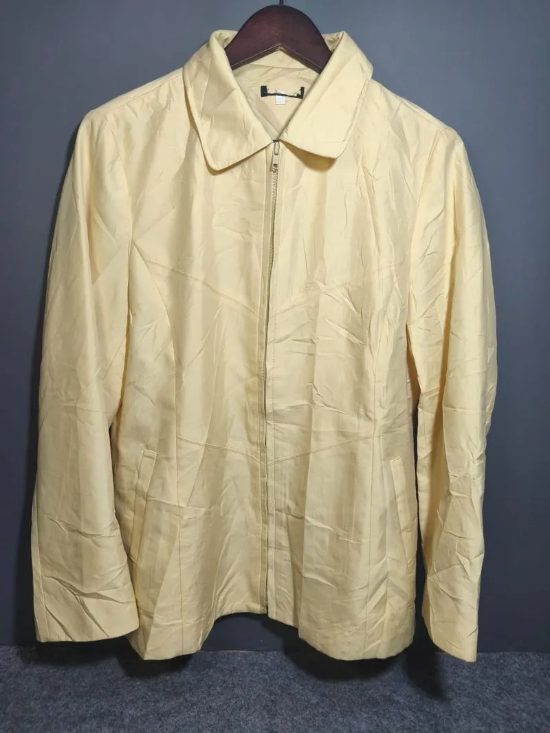 Jaket Casual Wanita ROSE Warna Beige Kalem Elegan photo 1