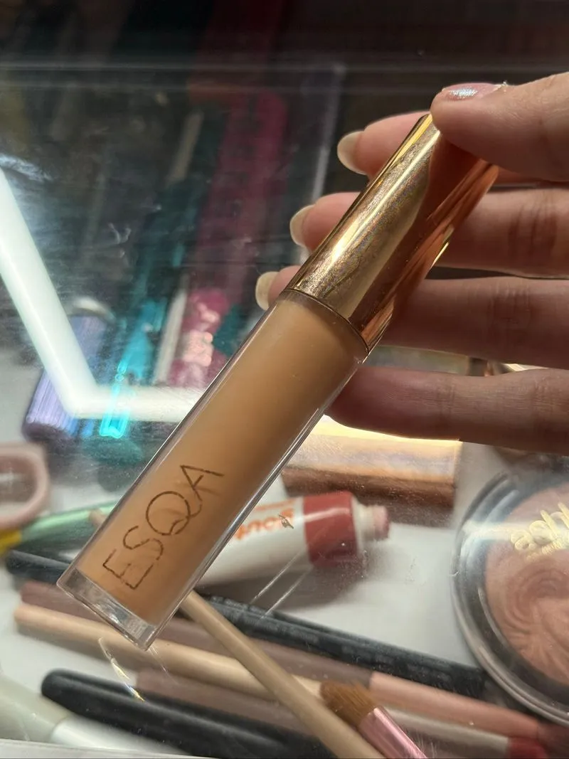 Esqa liquid corrector shade orange 5gr photo 1