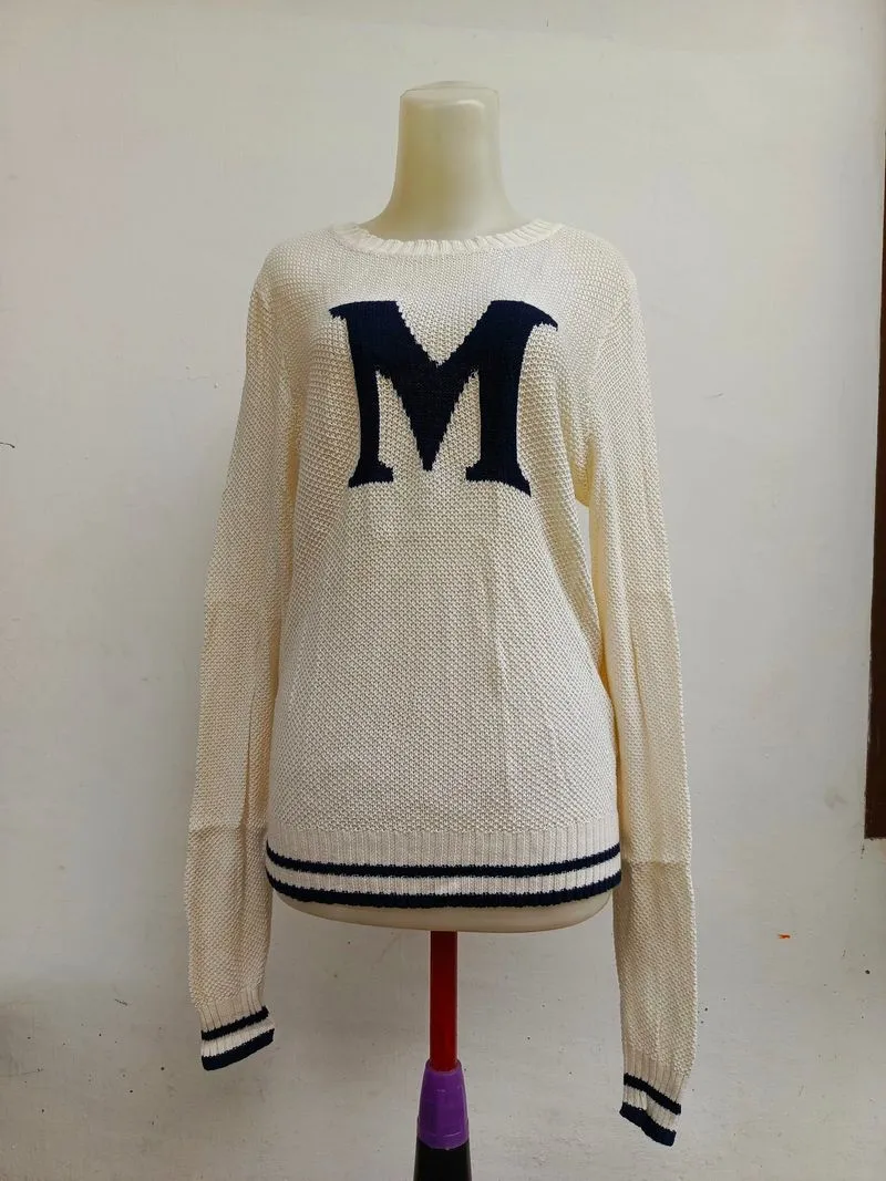 Knitwear earth music and ecology photo 1