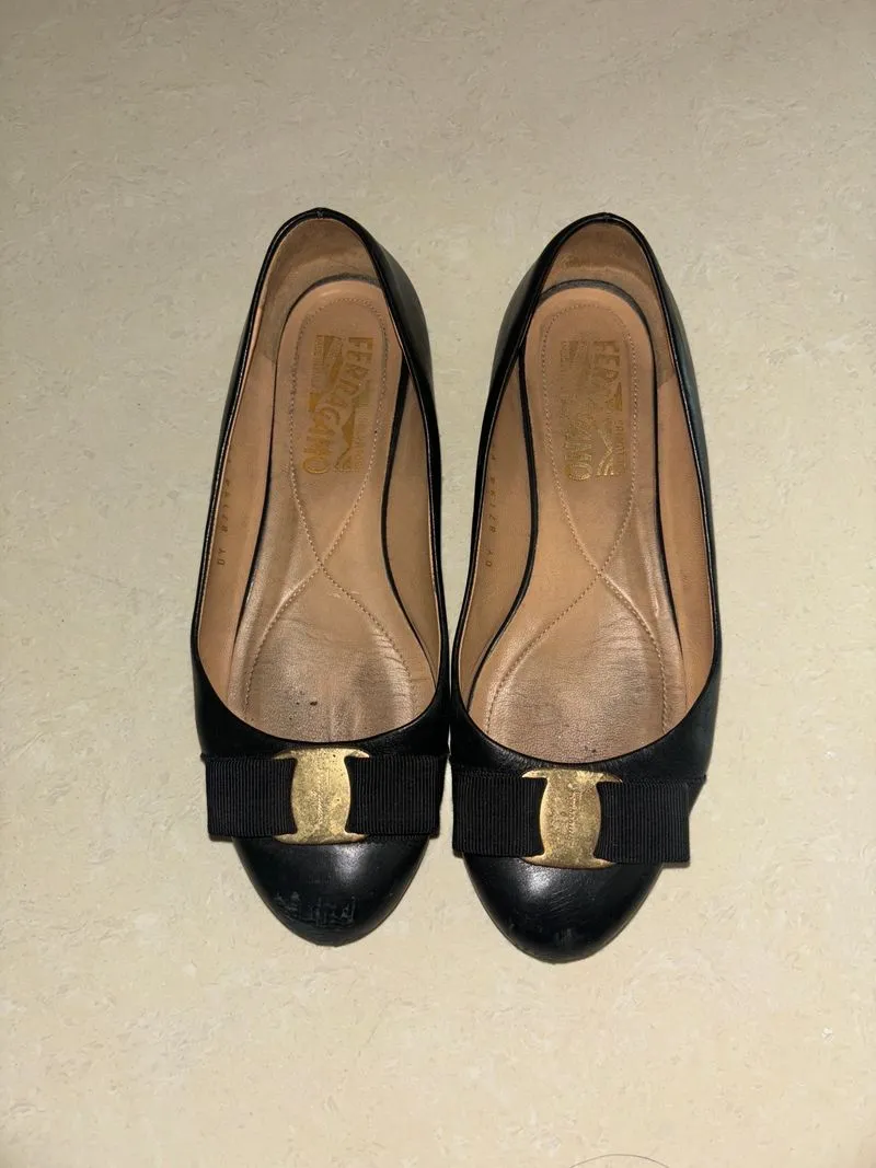 Salvatore Ferragamo Vintage Lolita Flat Wanita black photo 1