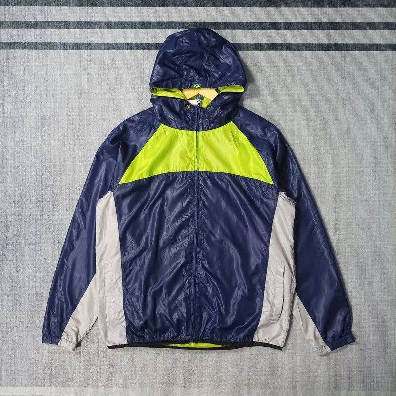 windbreaker Finta photo 1