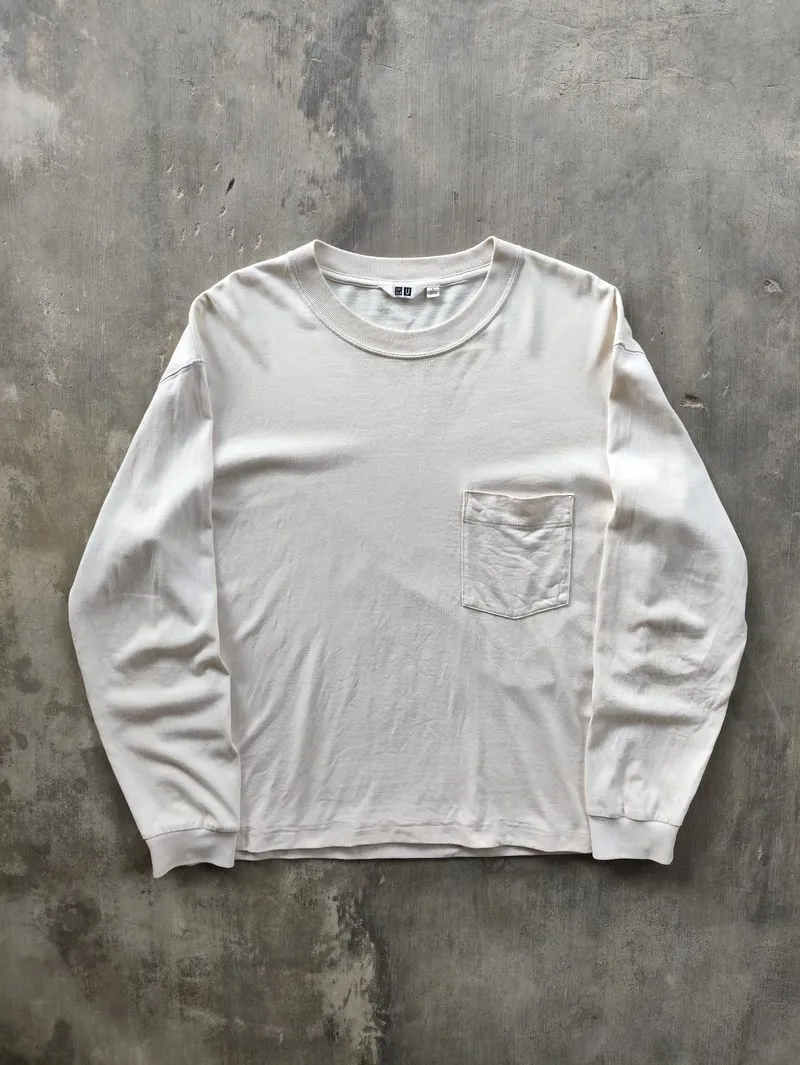 UNIQLO LONGSLEEVE POCKET photo 1