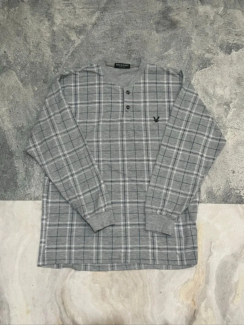 lyle n scott henley longsleeve photo 1