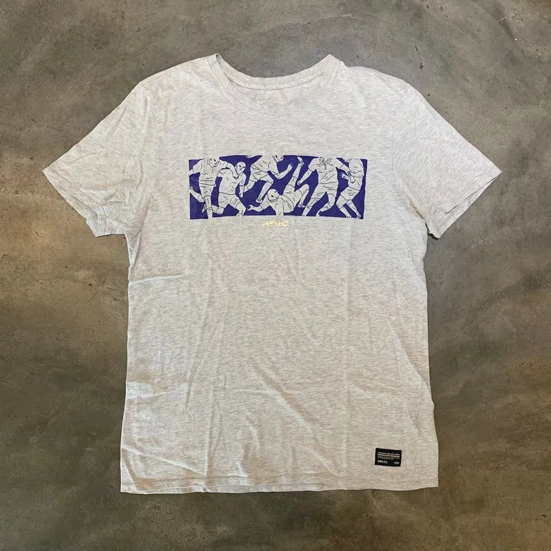 Nike Y2K Sportswear T-shirt Pria gray photo 1