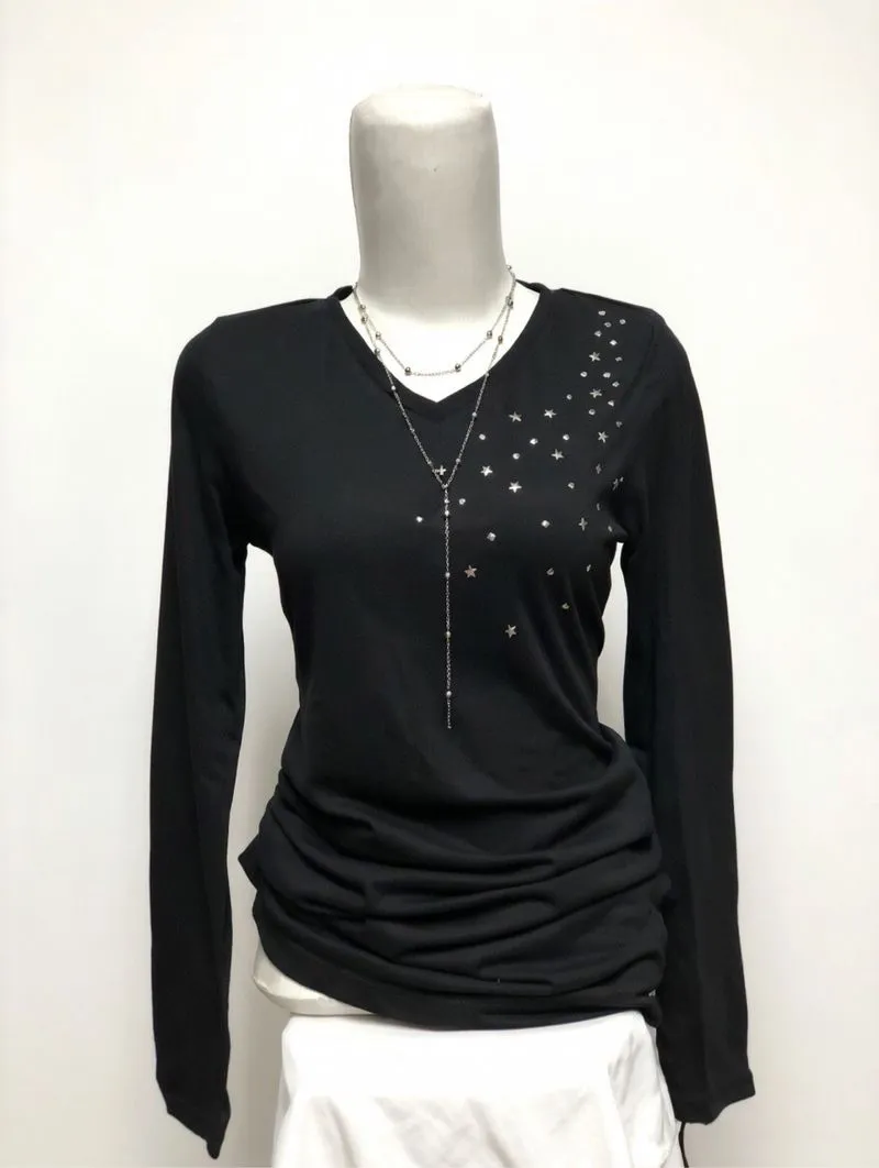 LS V-NECK WITH SILVER STAR EMBELLISHMENTS🖤 photo 1