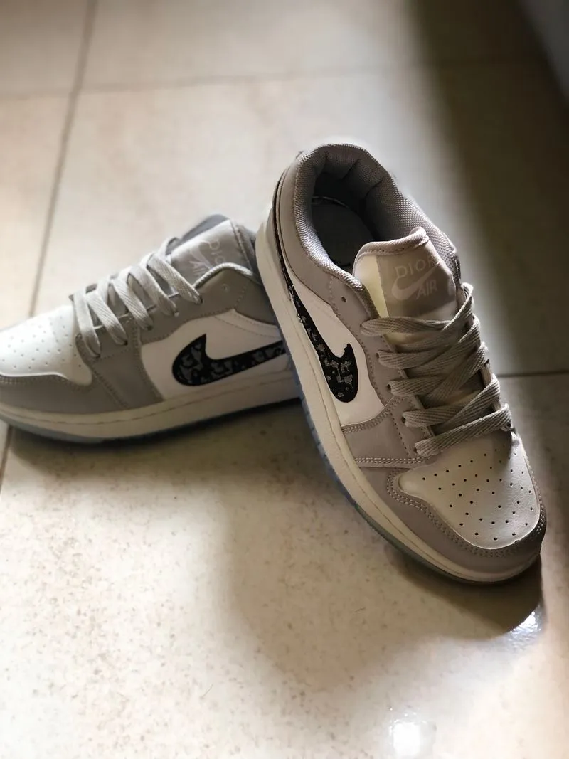 Casual Wanita white gray photo 1