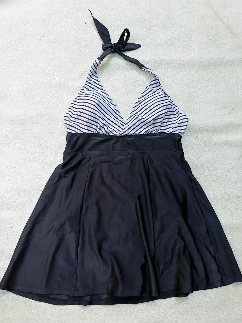 Swimdress size xl  photo 1