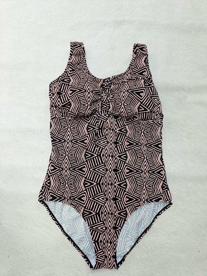 Swimsuit size xl photo 1