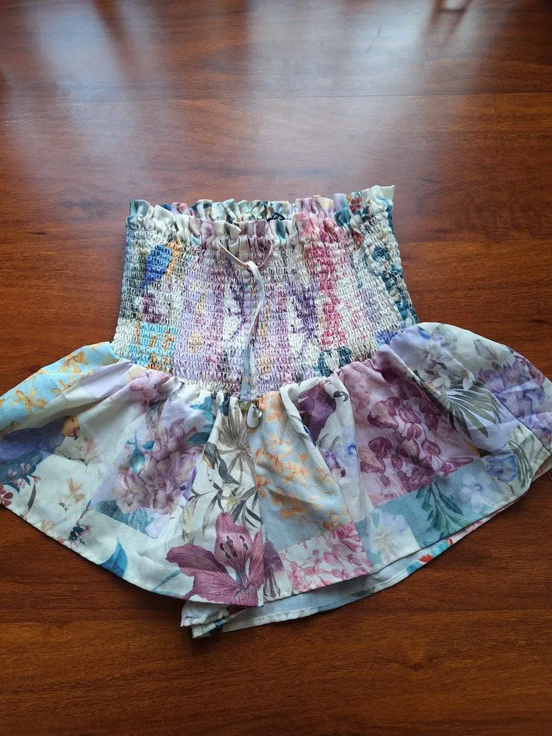 Shorts photo 1