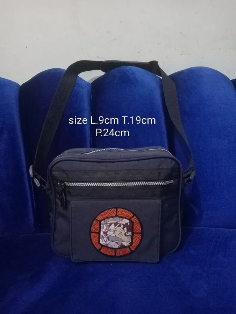 Tas selempang/slingbag/camerabag/crossbody Vintage 90s Space photo 1