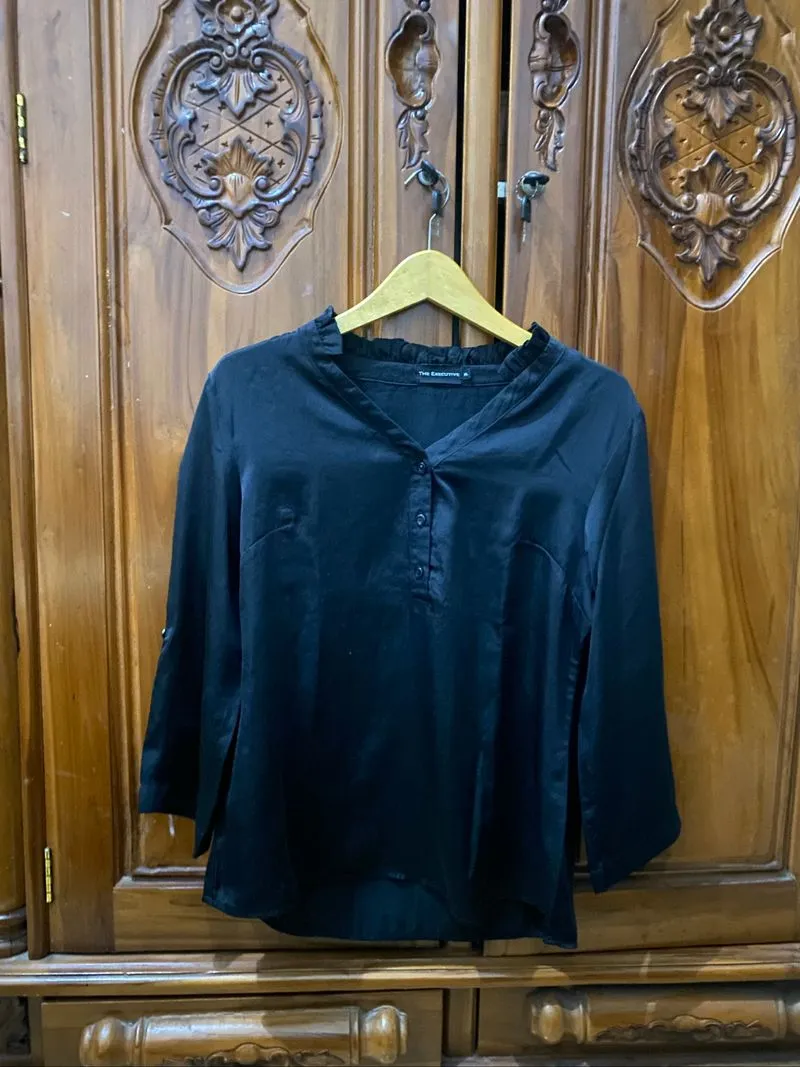 Blouse hitam  photo 1
