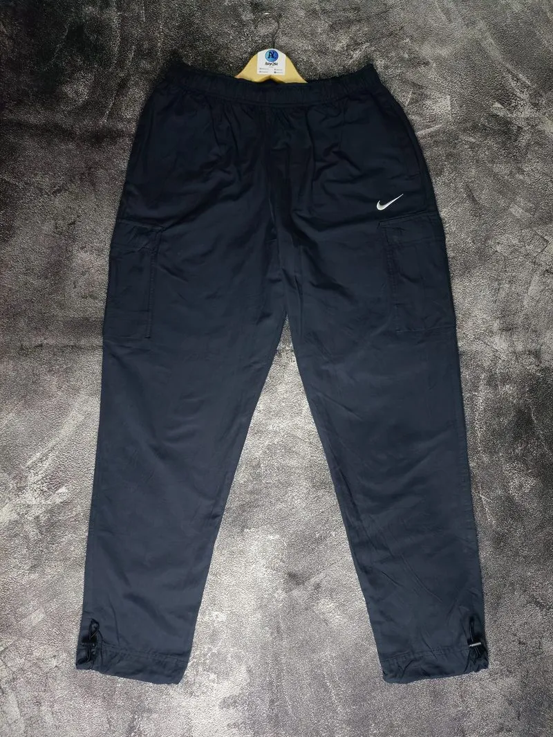 Celana Trackpants Nike Woven Parasut Cargo Size L Fit XL  photo 1