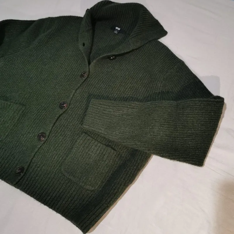 Uniqlo Knit Cardigan photo 1
