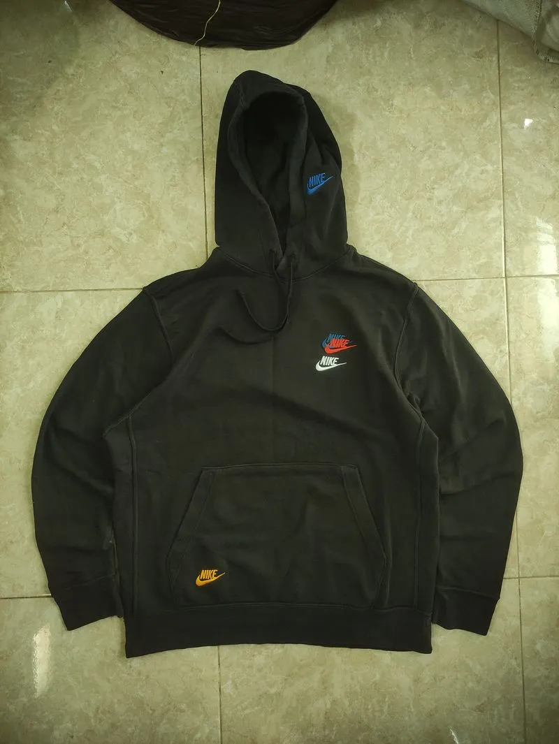 Nike Streetwear Sportswear Hoody Pria multicolor black Preloved