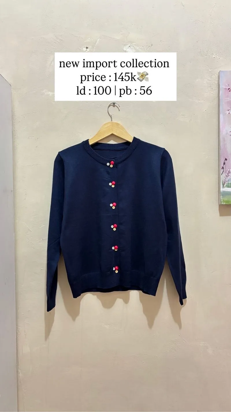 Cardigan New Import photo 1