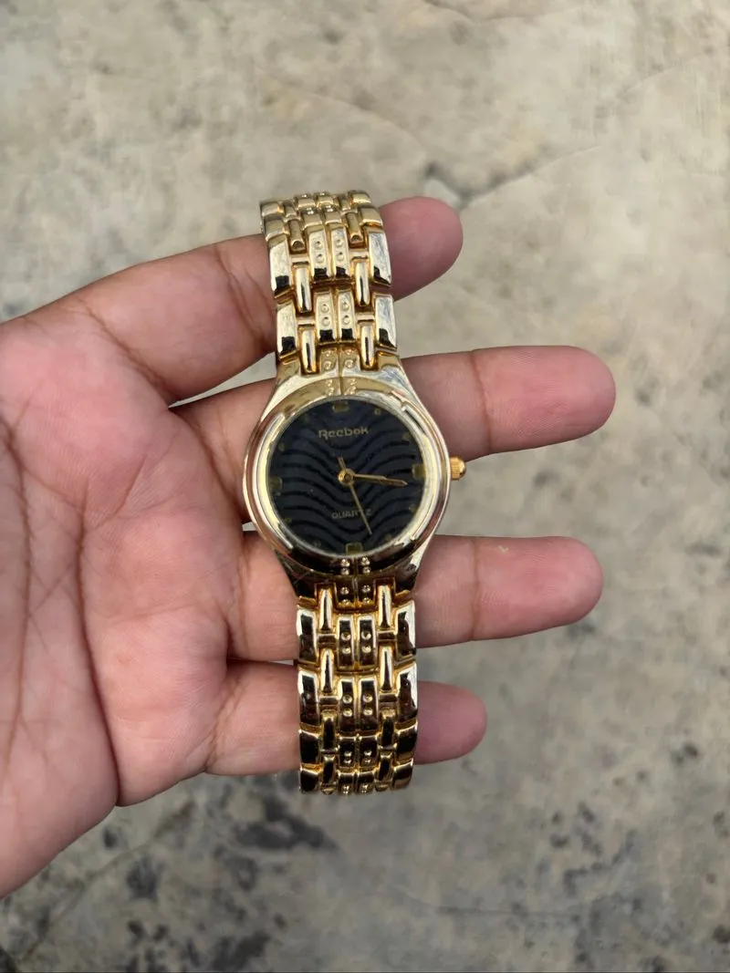 JAM REEBOK ANALOG GOLD VTG photo 1
