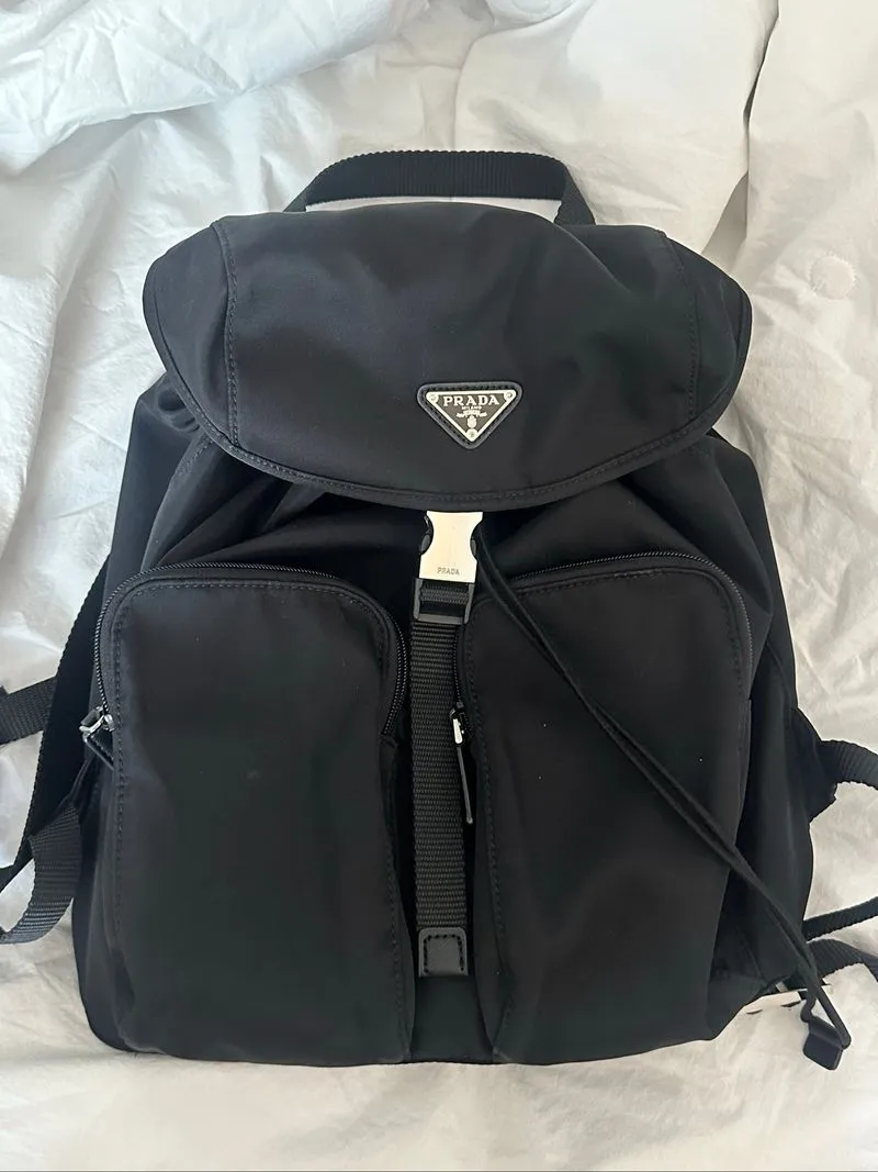 Prada Re-Nylon Medium Backpack black photo 1