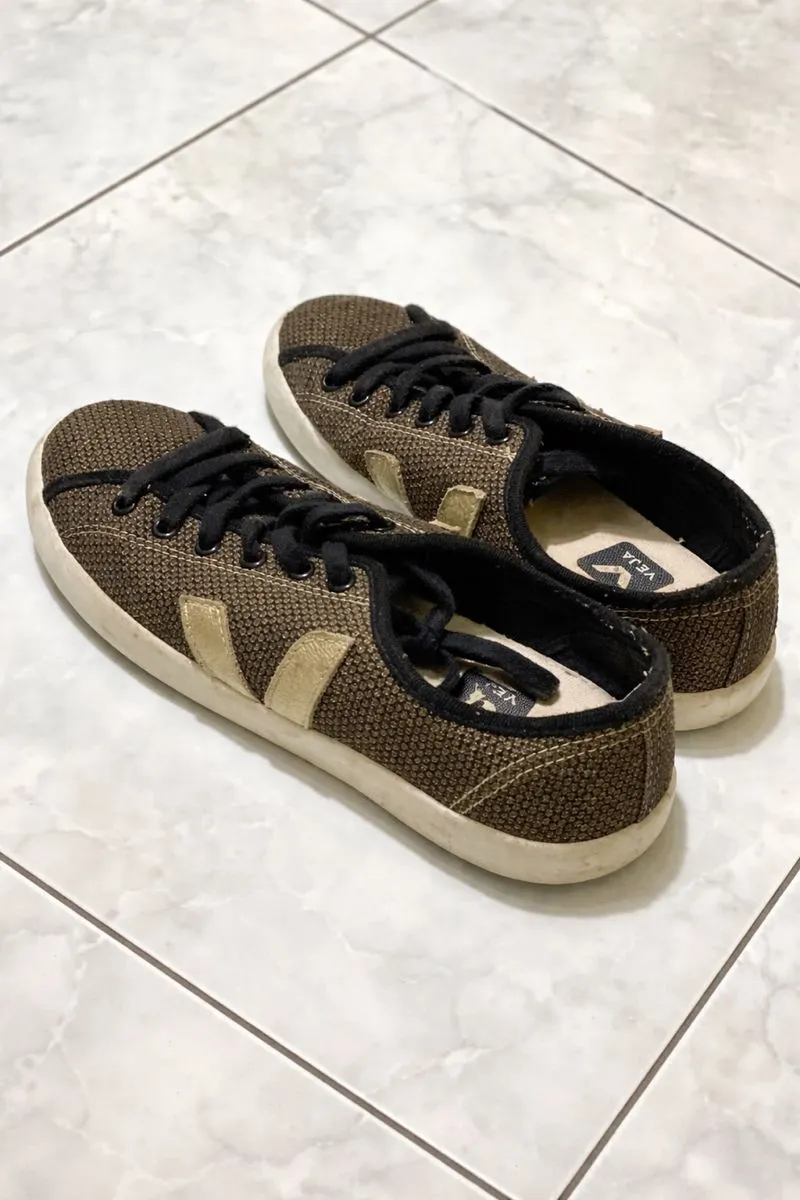 Veja shoes photo 1