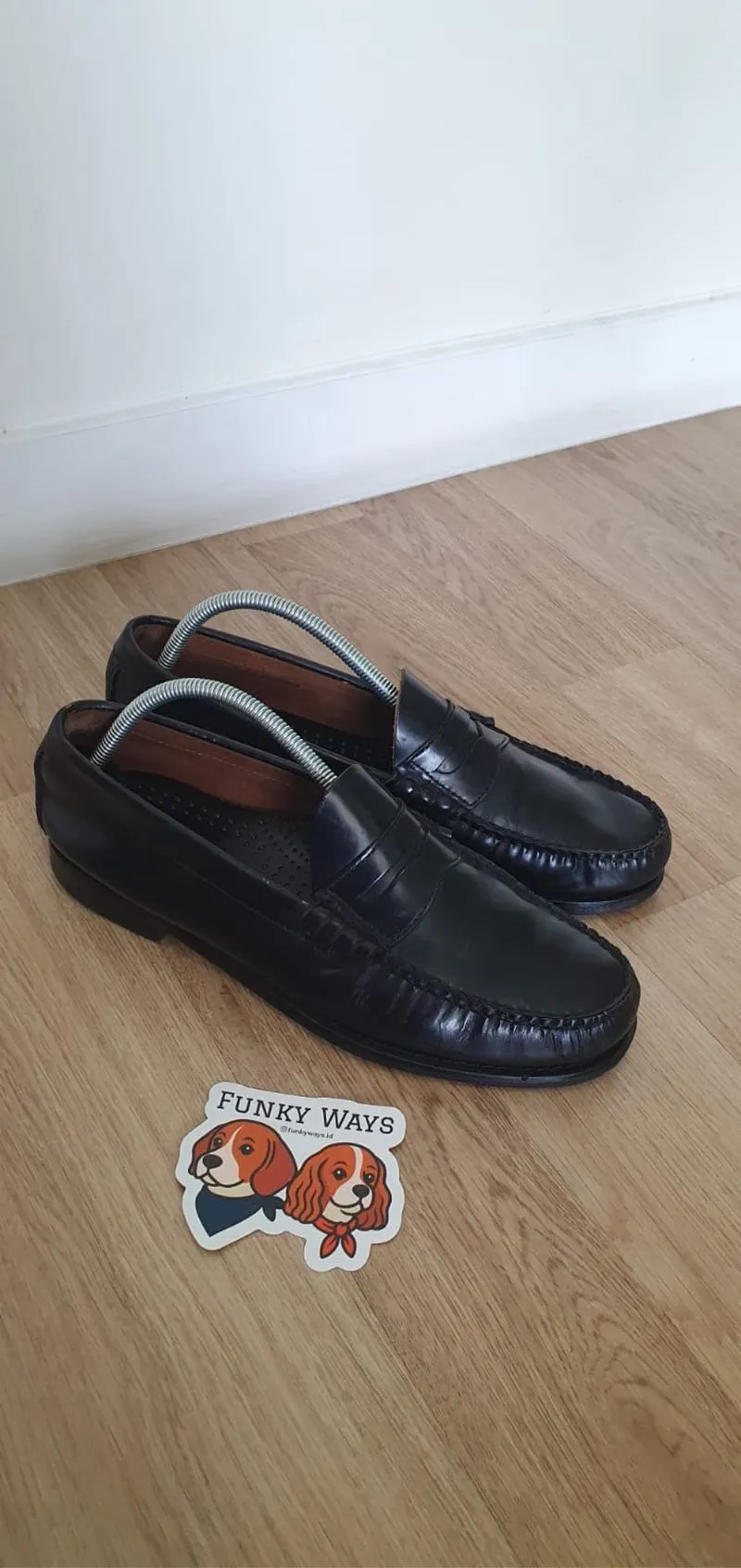 Men’s G.H. Bass Weejuns Penny Loafers size 43 photo 1