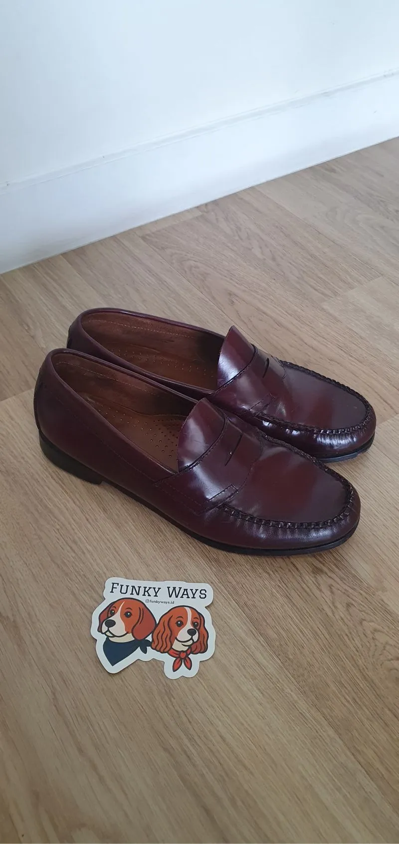 Men’s G. H. Bass Weejuns Penny Loafers Size 42.5 photo 1