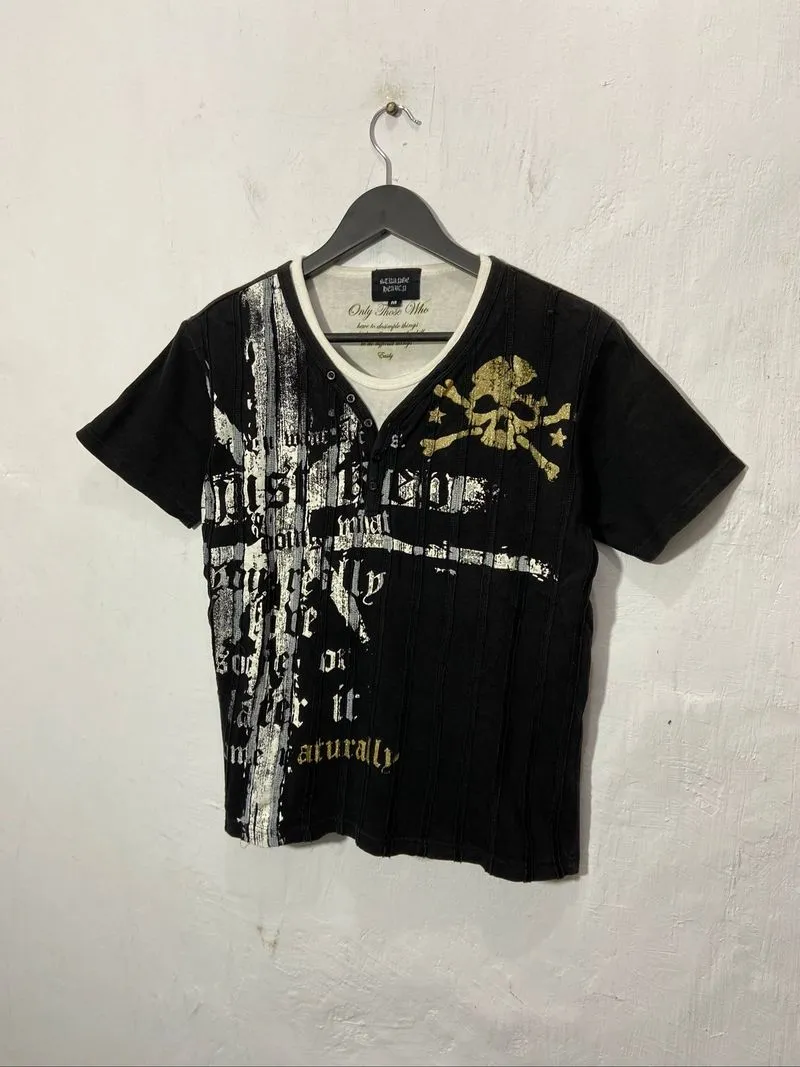 Strange Bianca Y2K Gothic Unisex Short Sleeve Black  photo 1