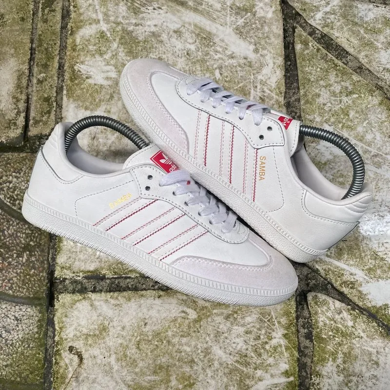 Adidas Casual Sneakers Pria white photo 1