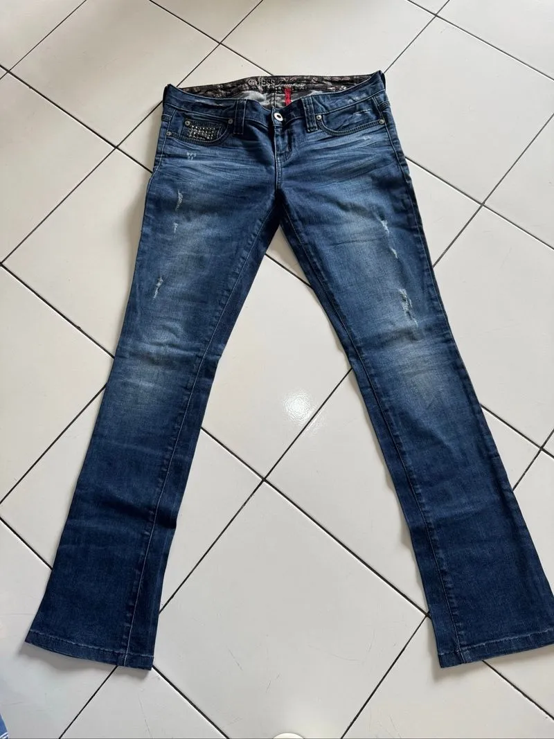 Guess Jeans photo 1