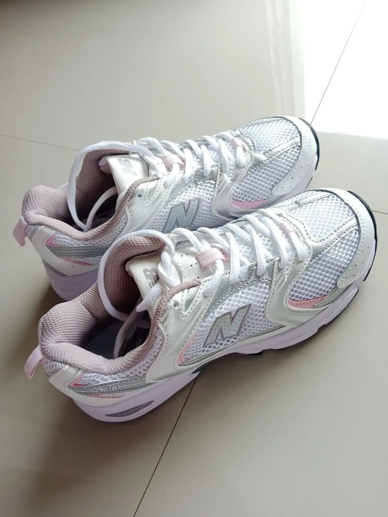 Bisa Nego! New Balance 530 white pink silver (size 39)  photo 1