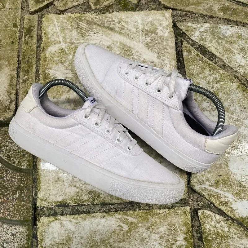 Adidas Casual Sneakers Pria white photo 1