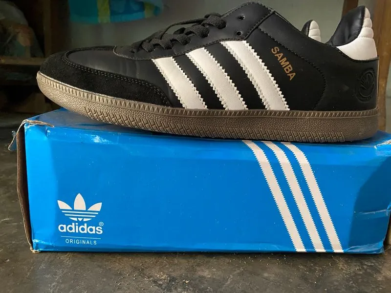 Adidas SAMBA OG black photo 1