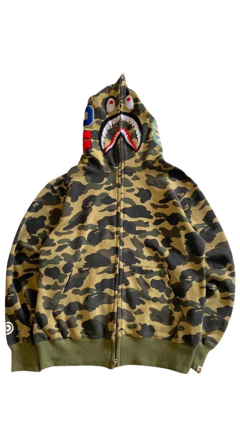 BAPE SHARK CAMO ORI photo 1