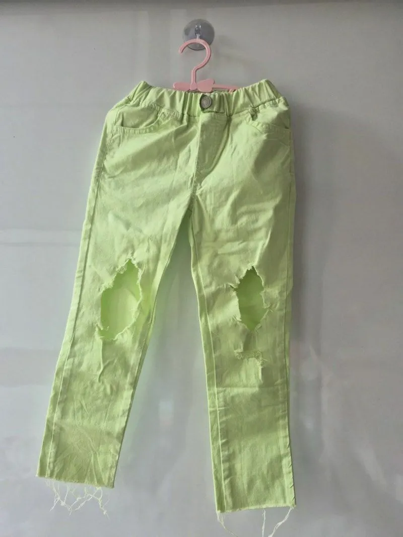 Celana Anak Bubble Kiss Ripped Jeans

 photo 1