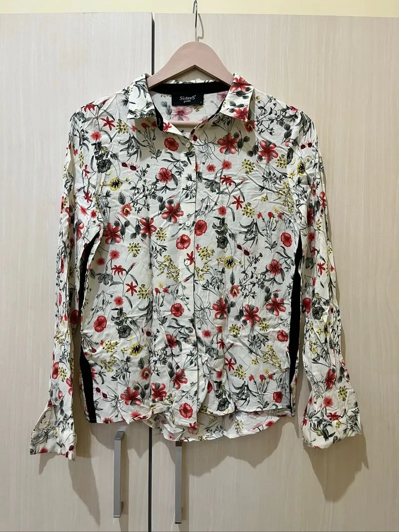 Kemeja Floral Slim Fit (Sisters Point) photo 1