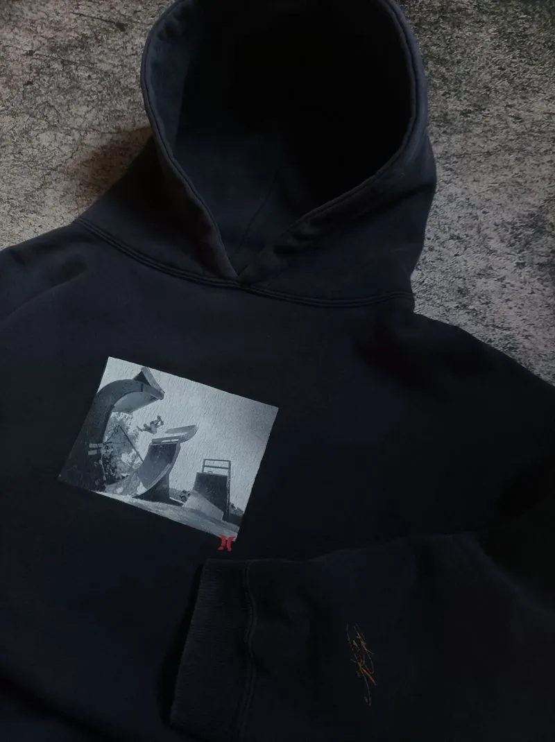 Vintage 00s hurley skate hoodie photo 1