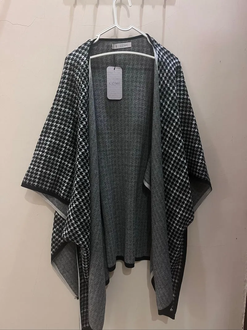 outer COME photo 1