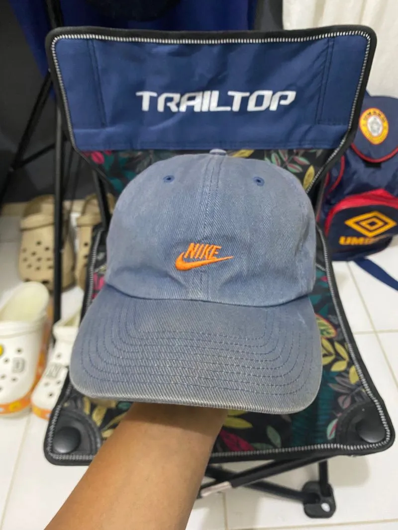 Nike Vintage Y2K Hat Pria gray photo 1