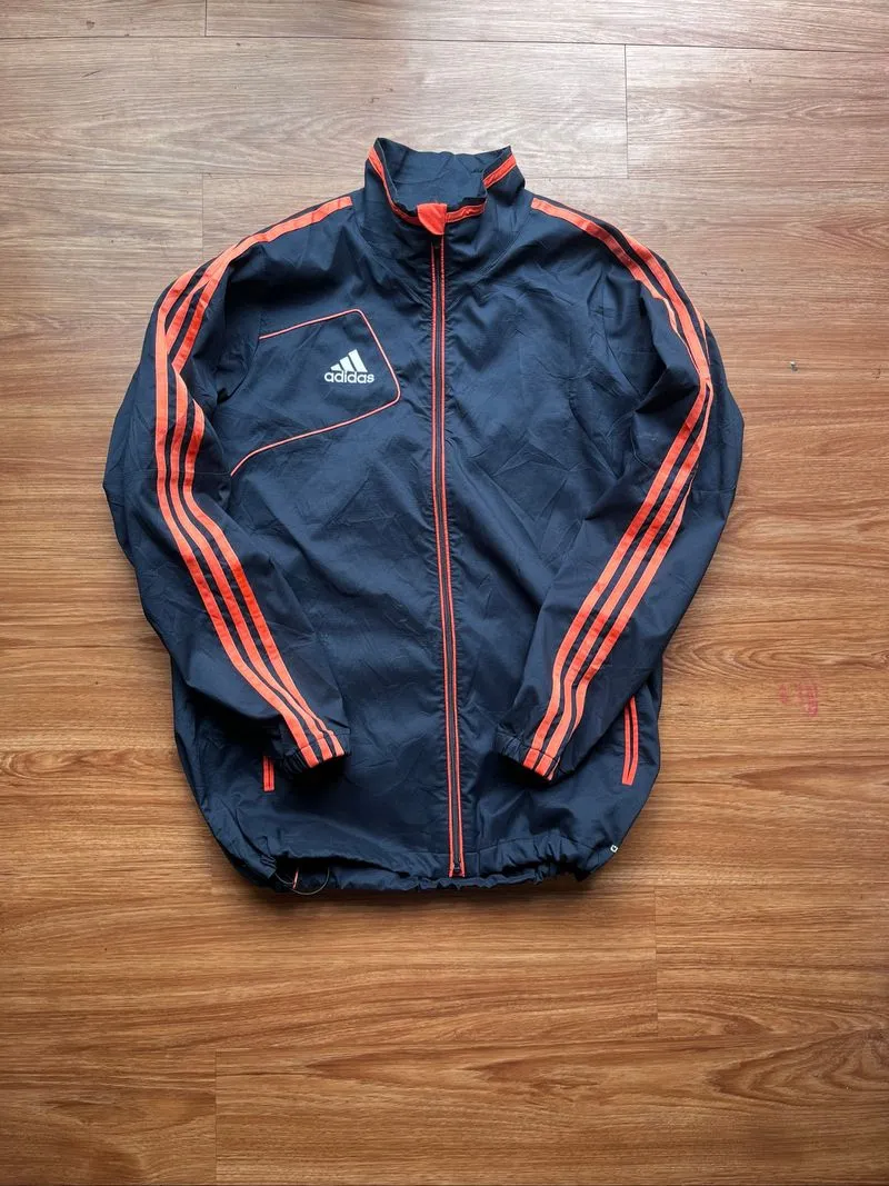 Adidas photo 1