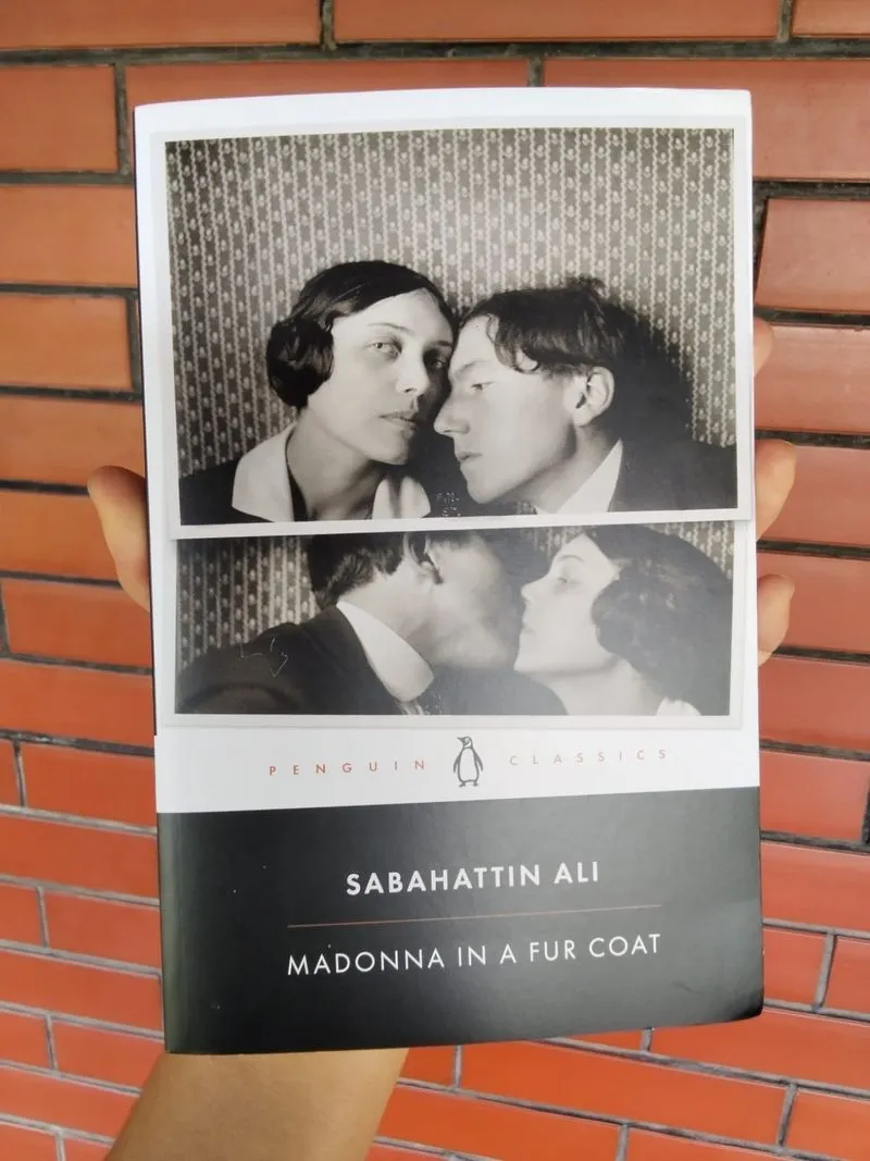 Penguin Classics Sabahattin Ali Madonna in a Fur Coat  photo 1