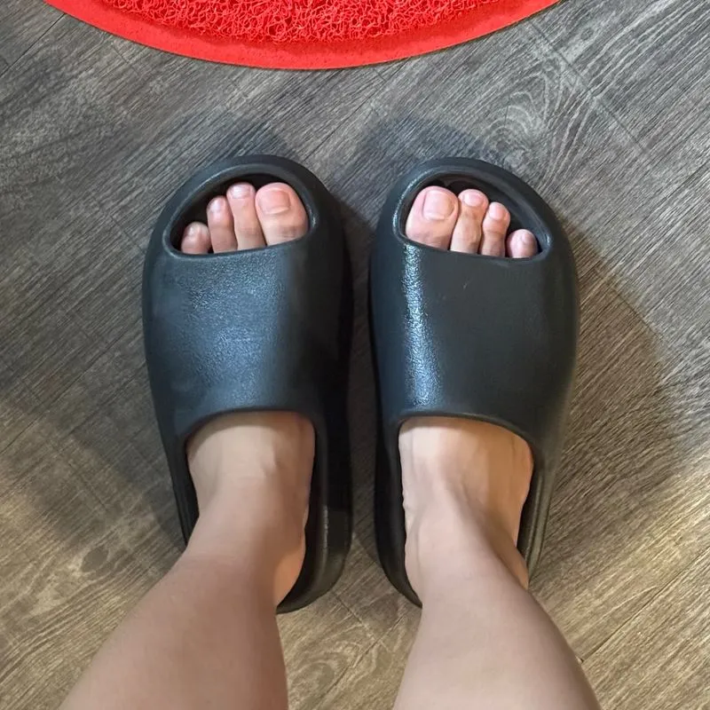 Adidas Yeezy Slide Slate Black Grey photo 1