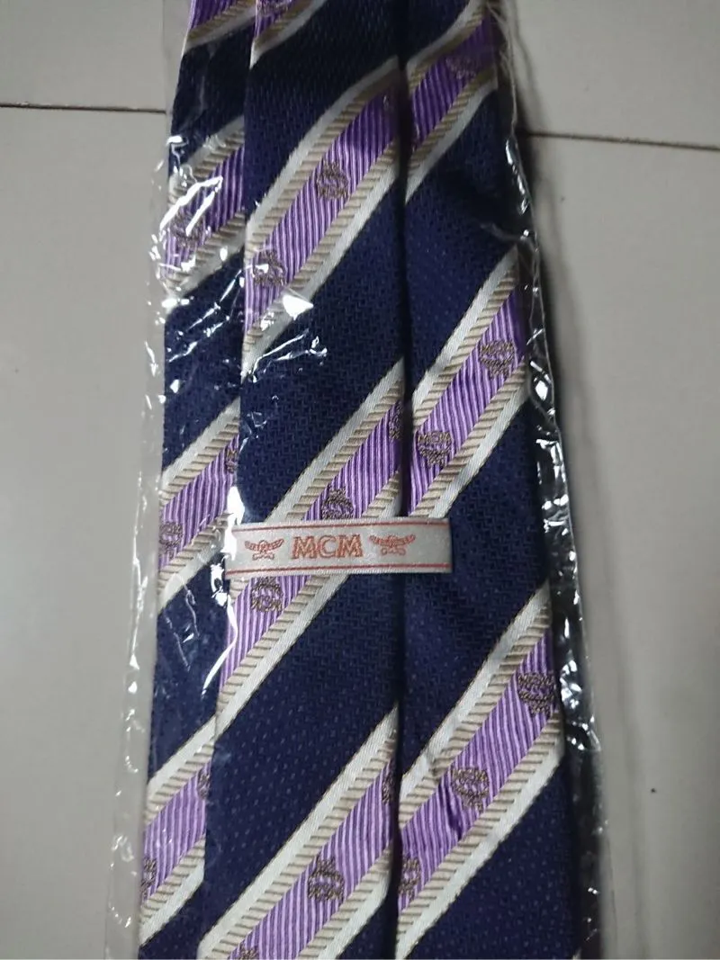 Dasi brand MCM photo 1