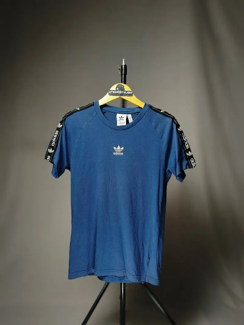 T-shirt adidas/kaos adidas tapped  photo 1