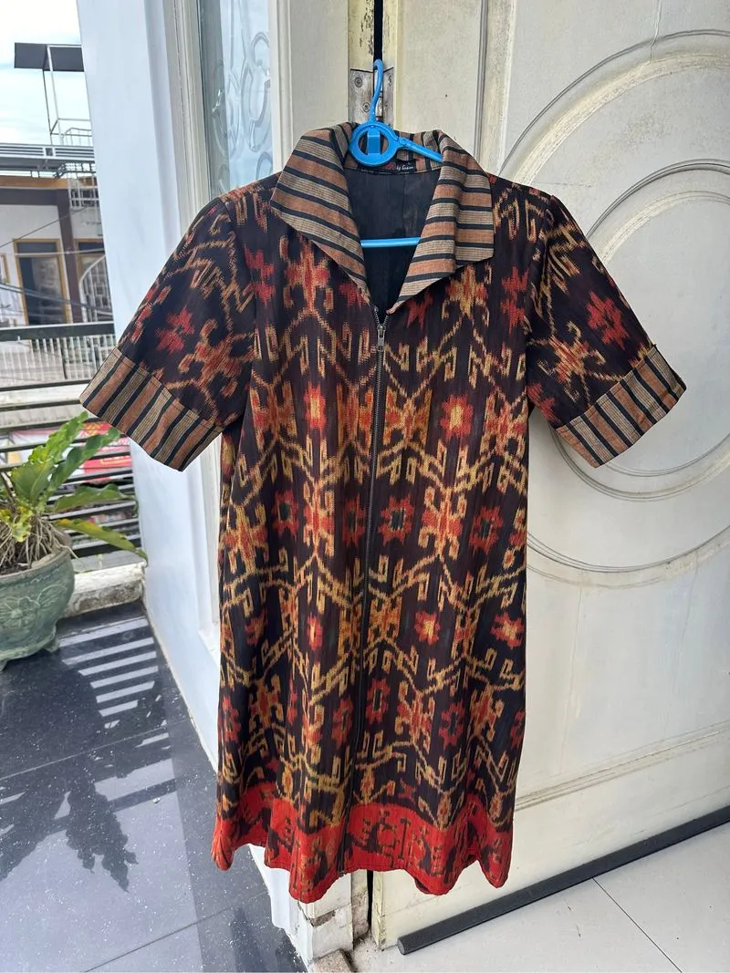 T-shirt Wanita multicolor photo 1