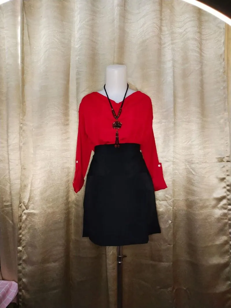 setelan rok low neck photo 1