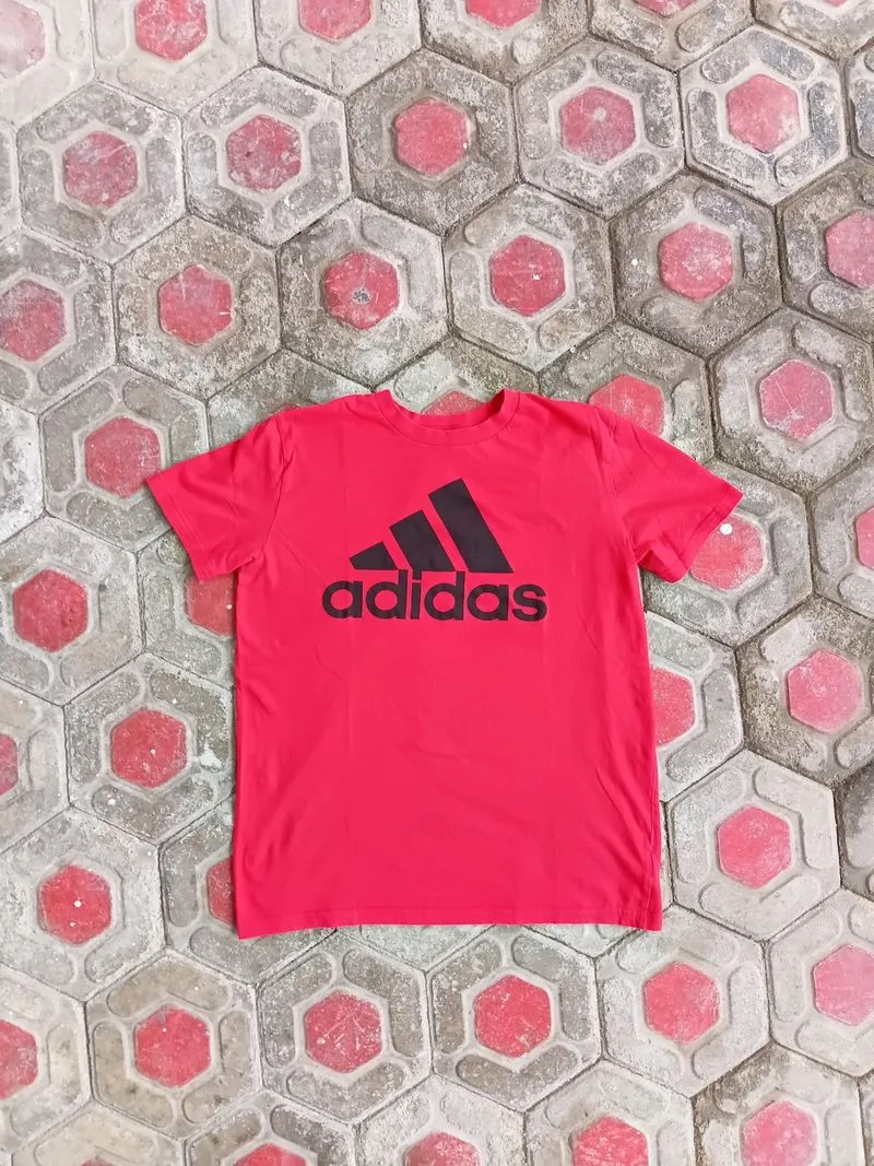 Adidas photo 1