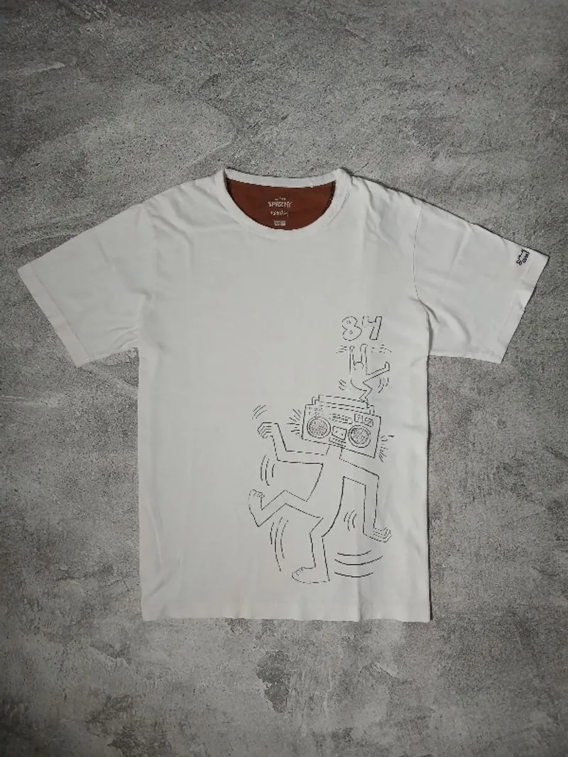 VTG Uniqlo X Keith Haring photo 1