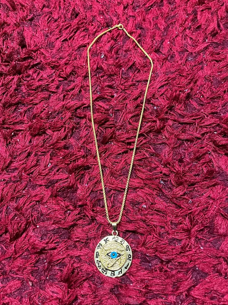 eyes horus gold necklace photo 1
