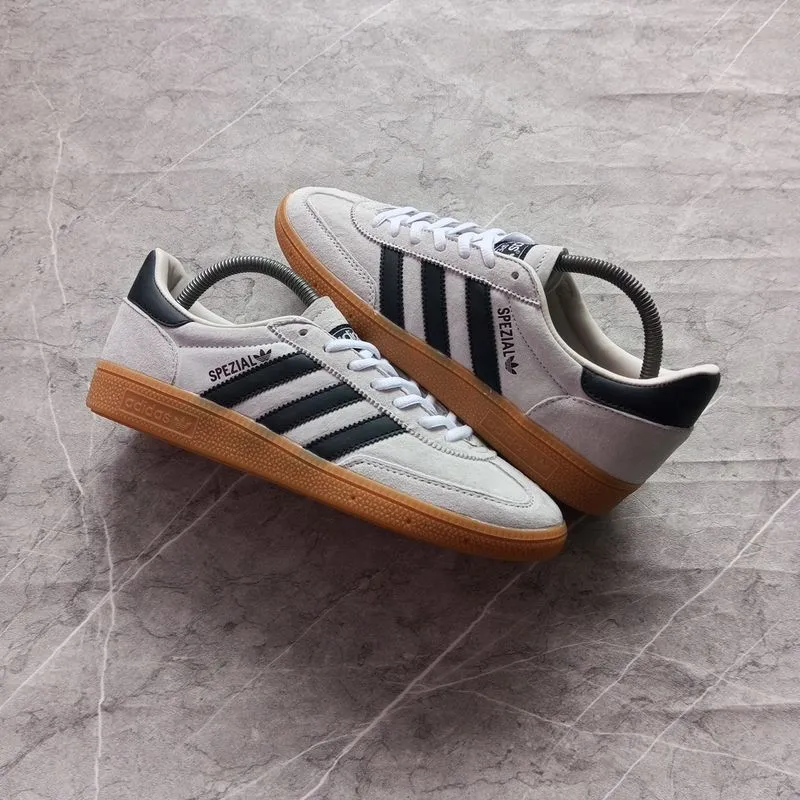 Adidas Casual Sneakers Pria white black photo 1