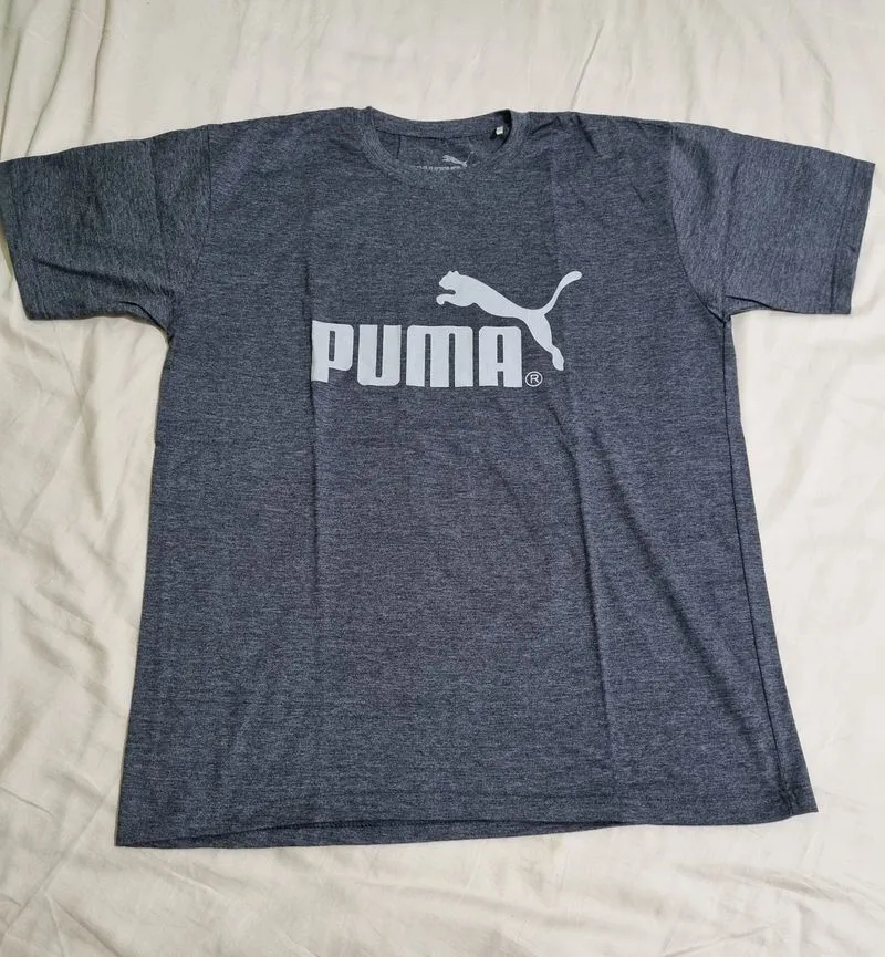 PUMA Tshirt photo 1