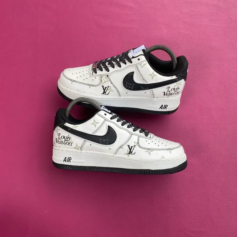 Nike AF1 X Louis Vuitton photo 1